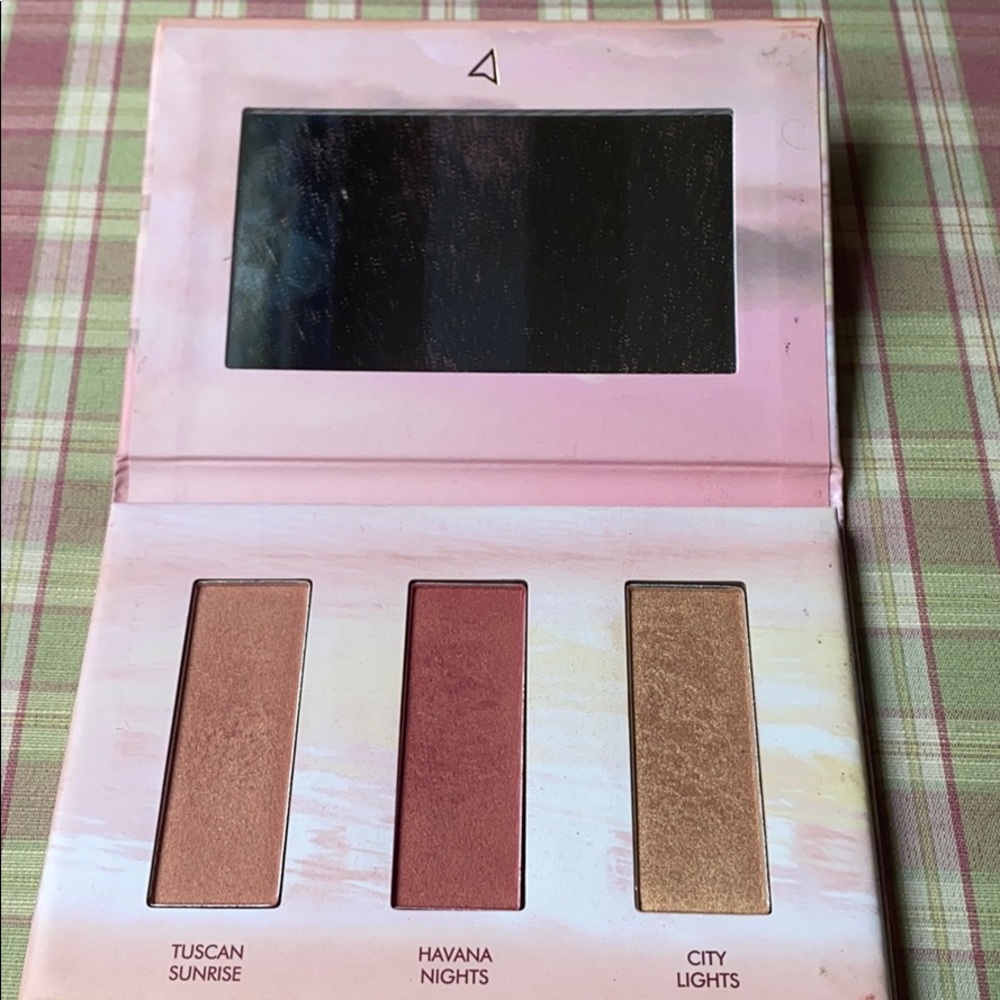 Wander beauty wanderess dusk to dawn palette